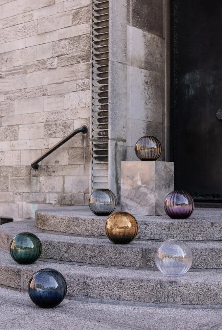 Sadie Vase - Line - Topaz Medium