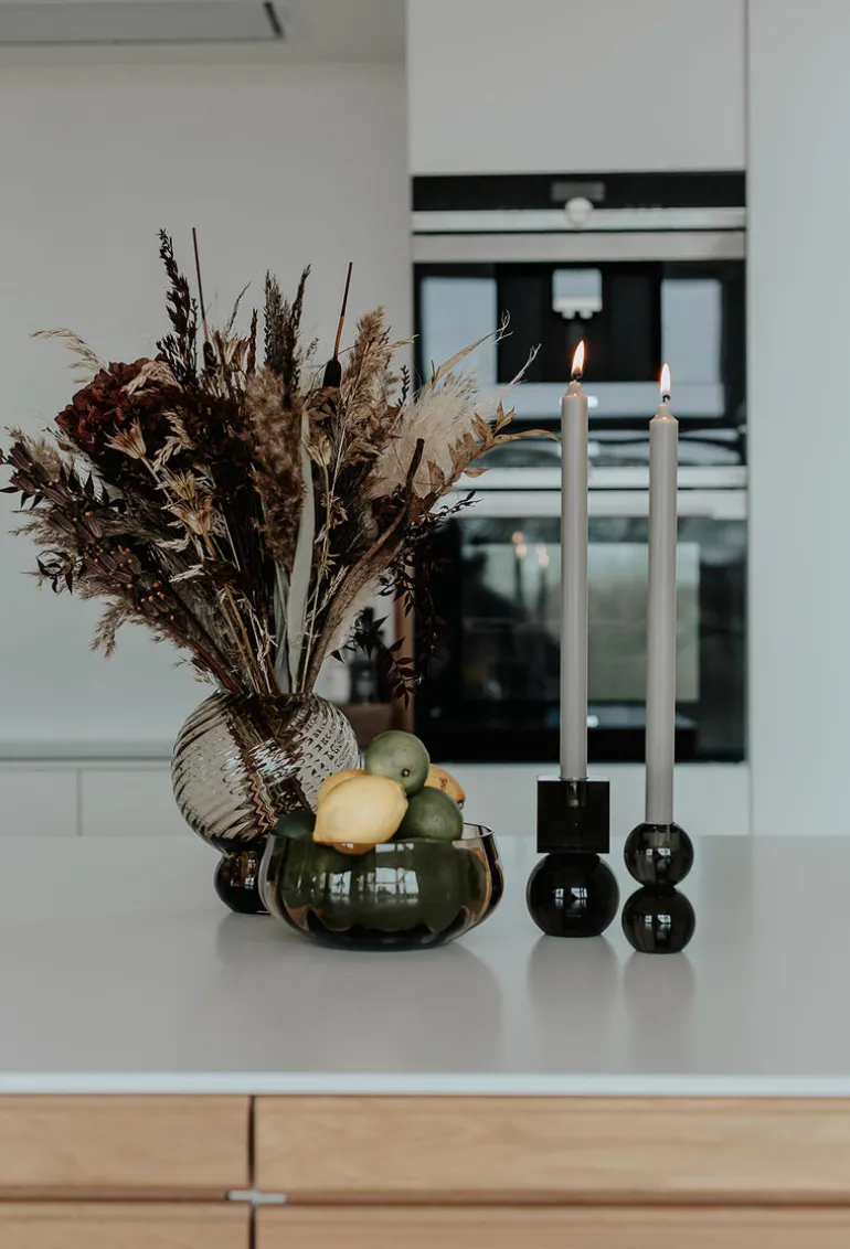 The Extravagant Candle - Nordic Swan Ecolabel - 8 Pieces - Thunder Grey